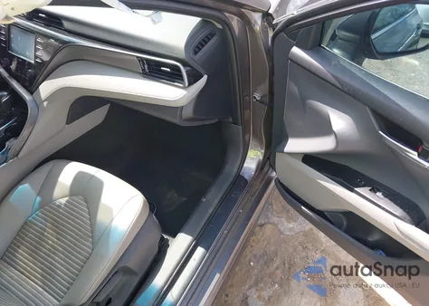 2020 Toyota Camry Se Awd z USA, uszkodzony, nr VIN 4T1M11BK1LU012945